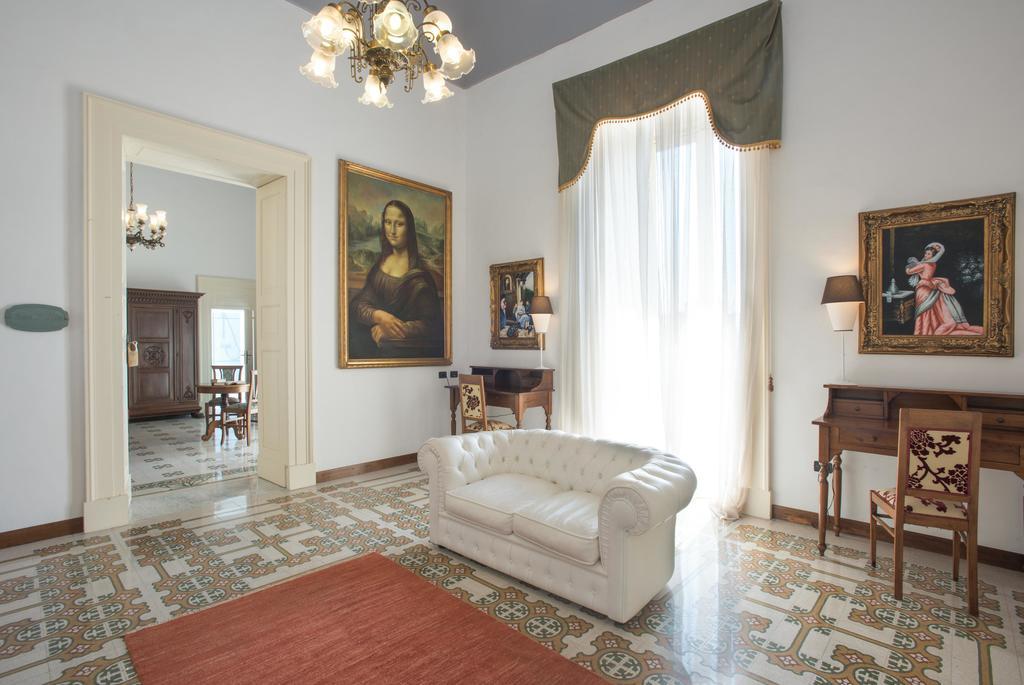 Bed and Breakfast Palazzo Scarciglia - Dimora D'Epoca à Minervino di Lecce Extérieur photo
