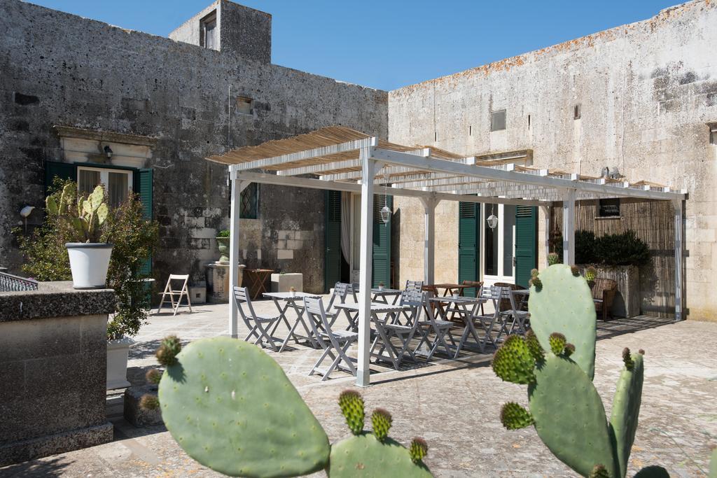 Bed and Breakfast Palazzo Scarciglia - Dimora D'Epoca à Minervino di Lecce Extérieur photo