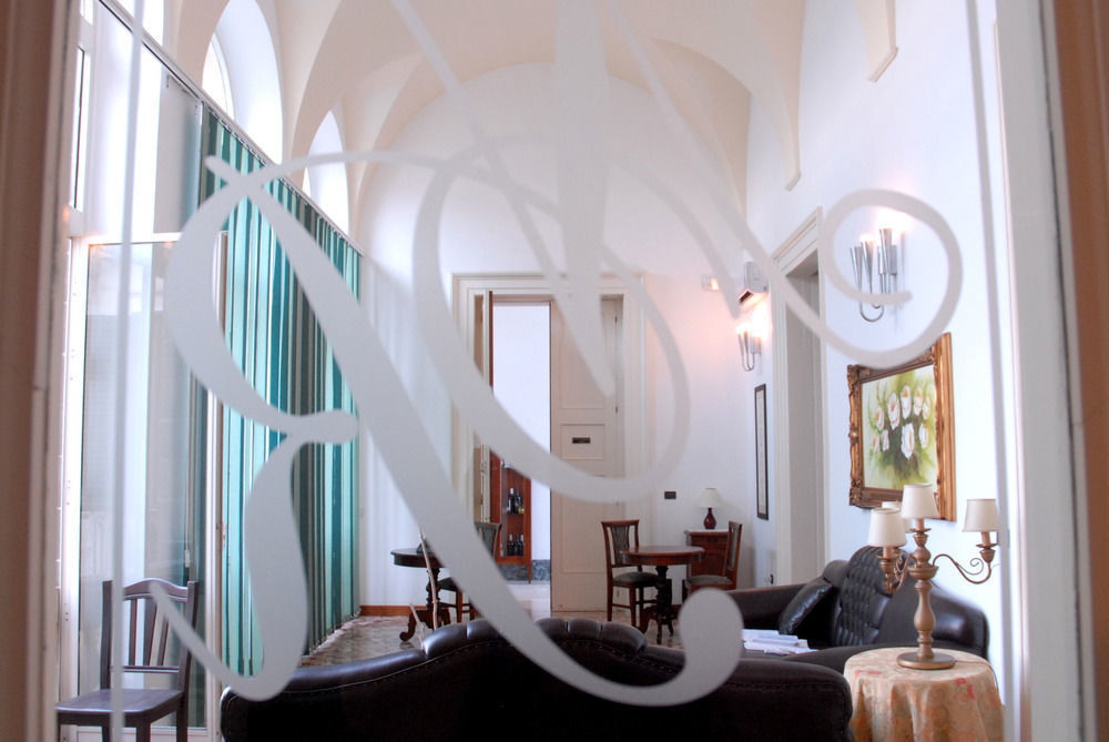 Bed and Breakfast Palazzo Scarciglia - Dimora D'Epoca à Minervino di Lecce Extérieur photo